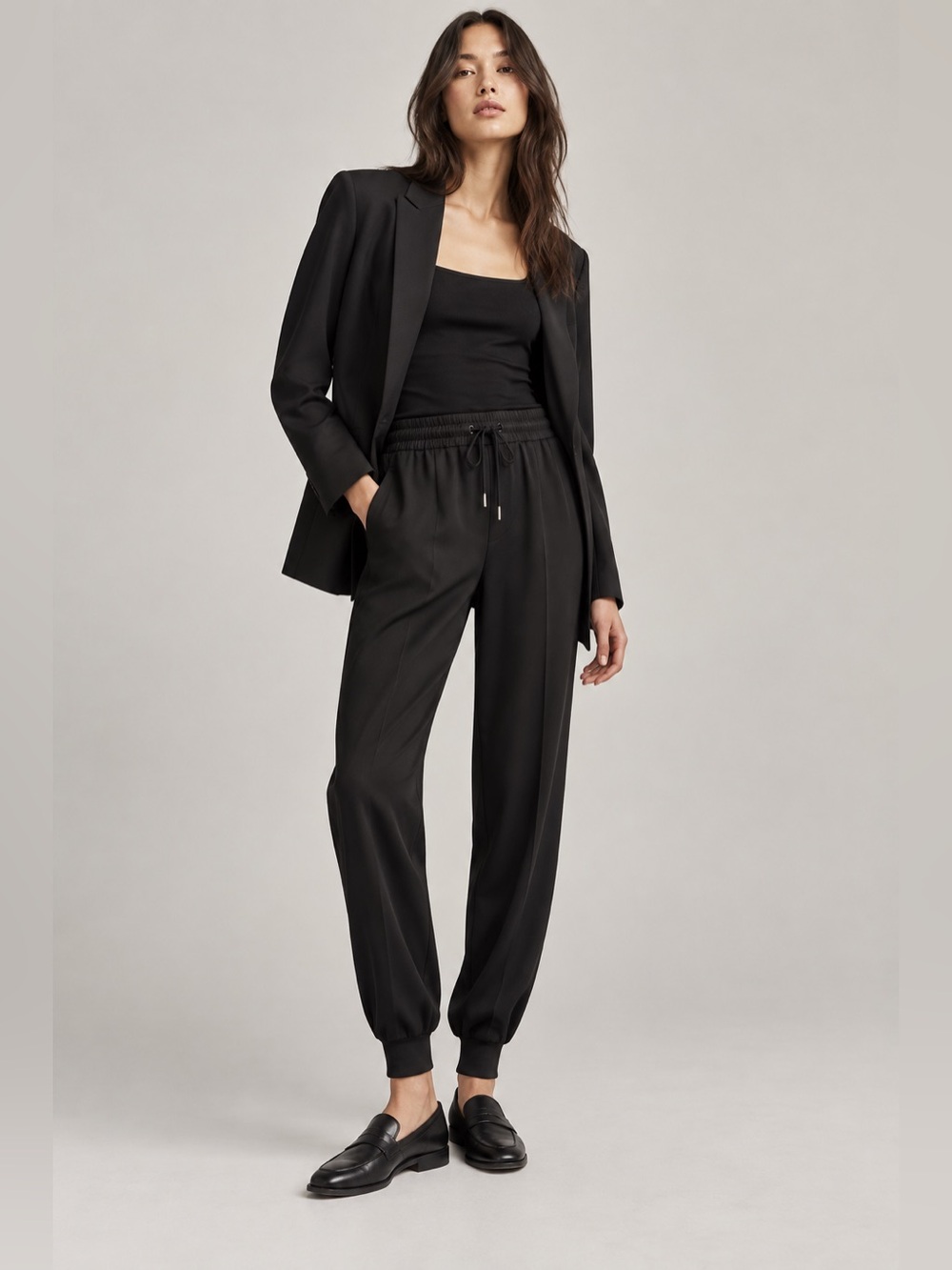 Wilfred Aritzia Black Dressy Jogger Pants Pull-On XS